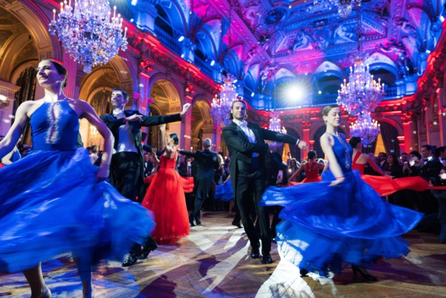 Premier Bal “Paramour” à la Mairie de Paris le jour de la Saint-Valentin