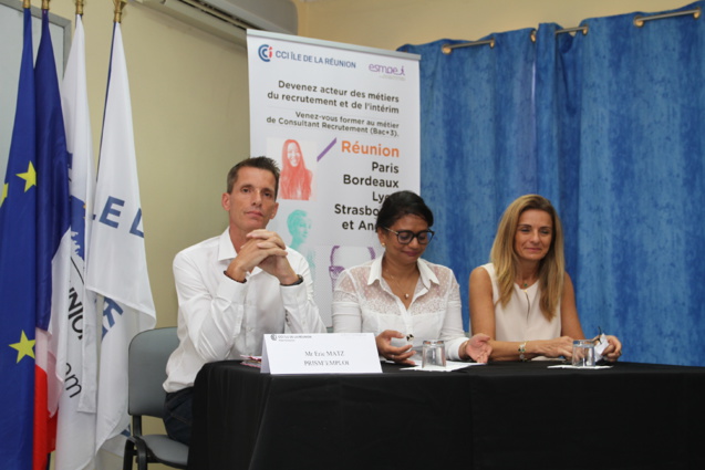 Eric Matz, délégué régional PrismEmploi, Nadine Angelie et Patricia Perarnaud, respectivement présidente et vice-présidente de la Commission Formation de la CCI de La Réunion Eric Matz, délégué régional PrismEmploi, Nadine Angelie et Patricia Perarnaud, respectivement présidente et vice-présidente de la Commission Formation de la CCI de La Réunion