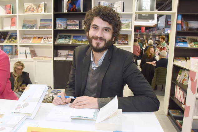Jadd Hilal, Grand Prix du Roman Métis 2018 pour son livre "Des ailes au loin", était à La Réunion il y a quelque semaines Jadd Hilal, Grand Prix du Roman Métis 2018 pour son livre "Des ailes au loin", était à La Réunion il y a quelque semaines