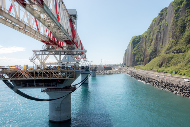 La dernière pile au fond à gauche La dernière pile au fond à gauche