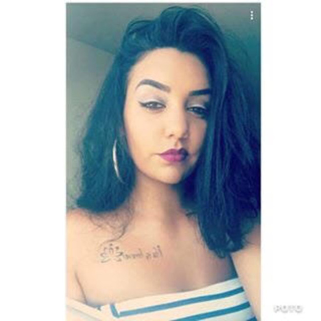 Laurine Picard pour Miss Sourde Réunion Laurine Picard pour Miss Sourde Réunion