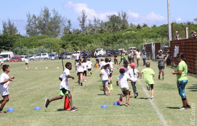 Le Kid's Athlé sur le site de Langevin à Saint-Joseph, sous un chaud soleil Le Kid's Athlé sur le site de Langevin à Saint-Joseph, sous un chaud soleil