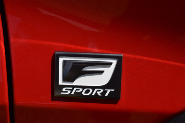 Lexus UX 250h, un nouveau crossover premium Lexus UX 250h, un nouveau crossover premium