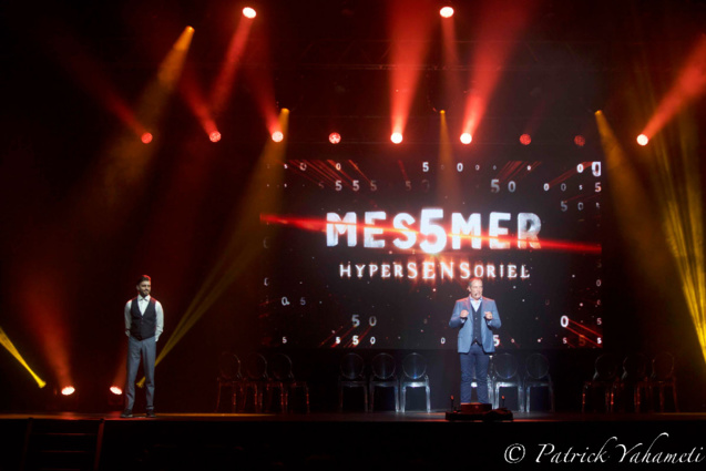 Messmer hypnotise le Petit Stade de l'Est! Messmer hypnotise le Petit Stade de l'Est!