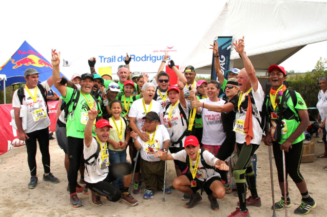 L'association Réunion Joëlettes Aventure partira tôt le matin, avant les trailers L'association Réunion Joëlettes Aventure partira tôt le matin, avant les trailers