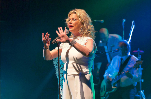 Jeane Manson en concert: photos