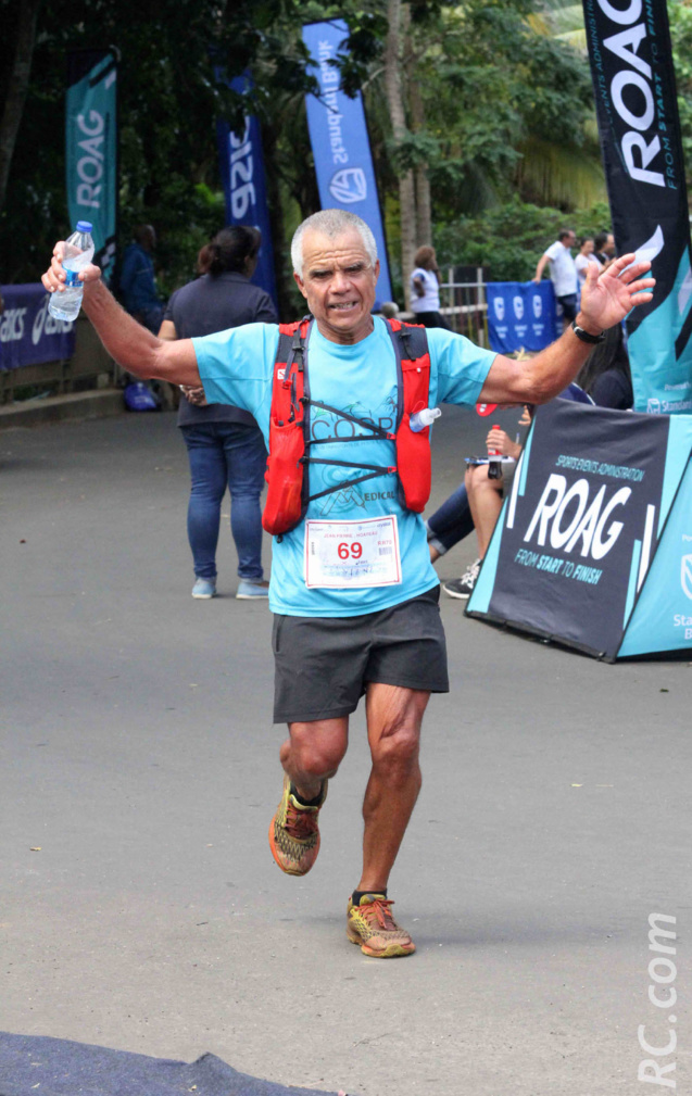Jean-Paul Hoareau, dit Tête-Chou, est vainqueur dans sa catégorie sur 70 km