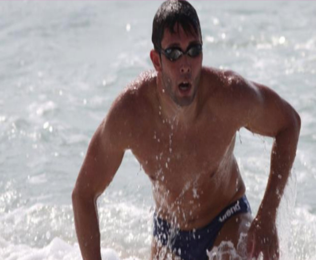 Un sacré défi pour l'ancien champion de natation! Un sacré défi pour l'ancien champion de natation!