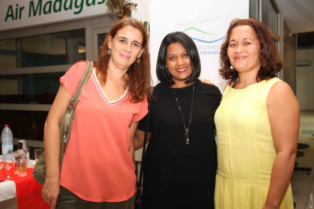 Nathalie Ajaguin et les représentantes de Nouvelles Frontières Nathalie Ajaguin et les représentantes de Nouvelles Frontières