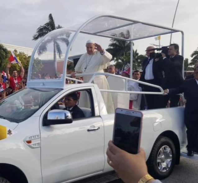 Elle a vu le pape François à plusieurs reprises... Elle a vu le pape François à plusieurs reprises...
