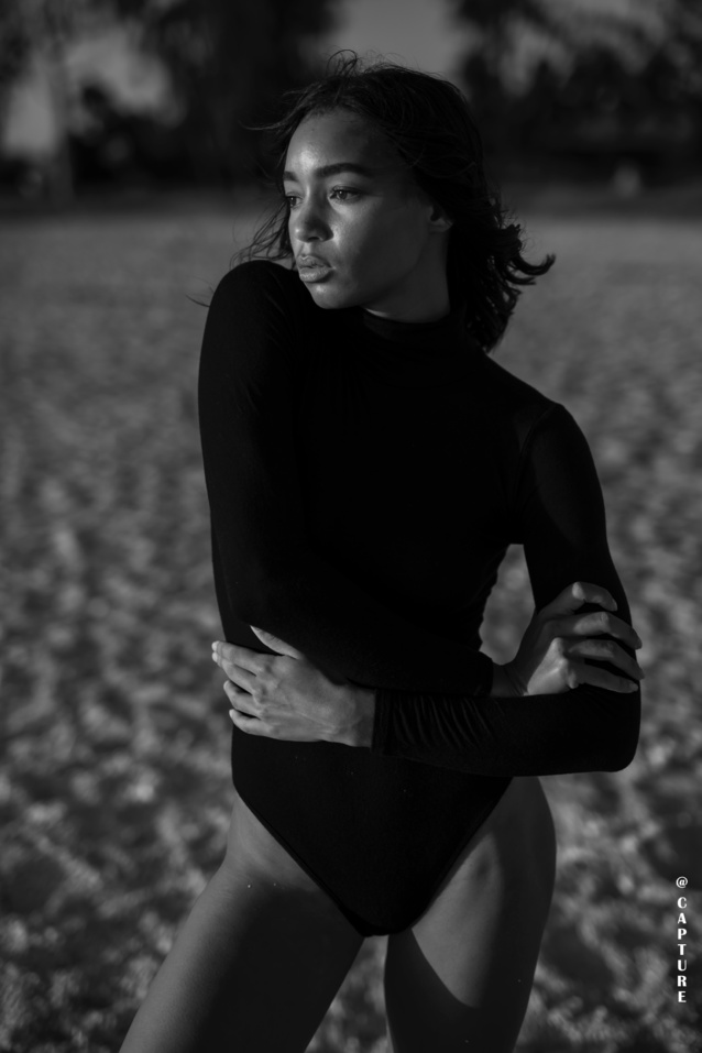 Noémie de Chantilly: modèle photo, mannequin lingerie, et… handballeuse!