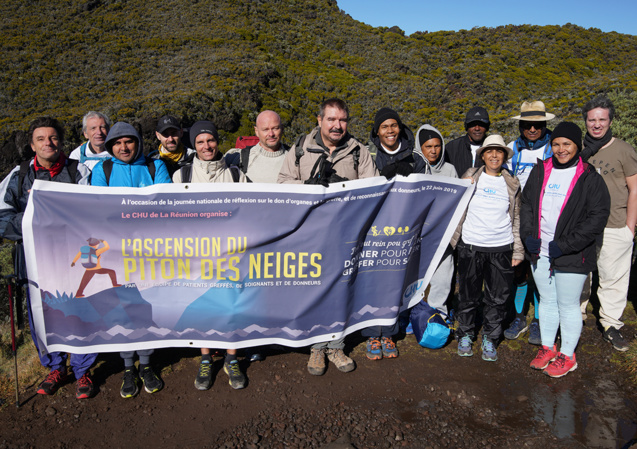 Le groupe qui est monté au Piton des Neiges Le groupe qui est monté au Piton des Neiges