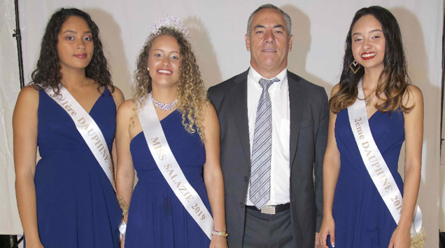 Dominique Boyer et les lauréates Dominique Boyer et les lauréates