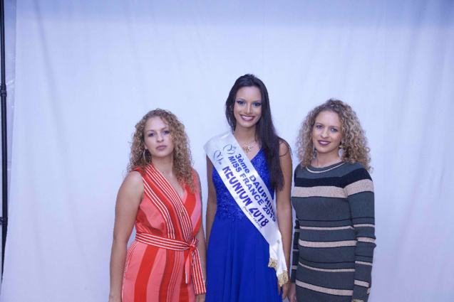 Morgane Soucramanien avec les jolies soeurs Robert