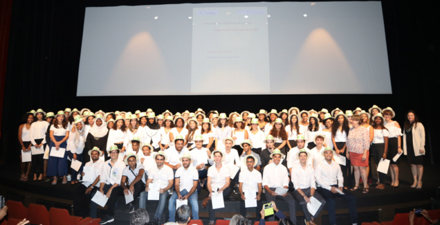 Remise de diplômes UFR Sciences et Technologies au Téat Champ Fleuri