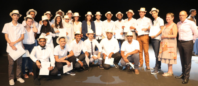 Remise de diplômes UFR Sciences et Technologies au Téat Champ Fleuri