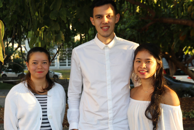 Remise de diplômes UFR Sciences et Technologies au Téat Champ Fleuri Remise de diplômes UFR Sciences et Technologies au Téat Champ Fleuri