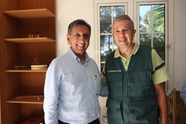 Aziz Patel d'Exclusif Réunion et Aalain Fontaine, responsable communication de l'ONF Aziz Patel d'Exclusif Réunion et Aalain Fontaine, responsable communication de l'ONF