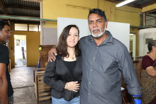 Pouja Kalidas et Jean-Noël L’ébénisterie Vencatachellum, une fructueuse collaboration