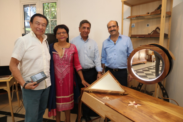 Pouja Kalidas et l’ébénisterie Vencatachellum ont créé «Mademoiselle V» Pouja Kalidas et l’ébénisterie Vencatachellum ont créé «Mademoiselle V»