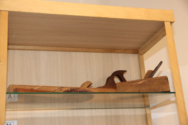 Pouja Kalidas et l’ébénisterie Vencatachellum ont créé «Mademoiselle V» Pouja Kalidas et l’ébénisterie Vencatachellum ont créé «Mademoiselle V»