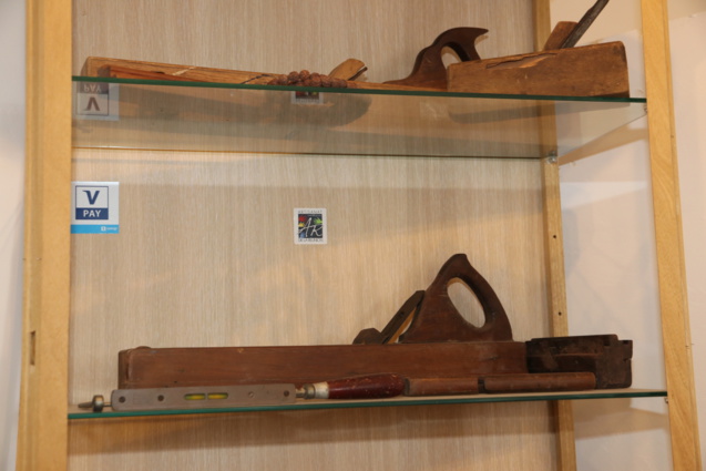 Pouja Kalidas et l’ébénisterie Vencatachellum ont créé «Mademoiselle V» Pouja Kalidas et l’ébénisterie Vencatachellum ont créé «Mademoiselle V»