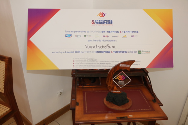 L'ébénisterie a obtenu cette année le Trophée Entreprise & Territoire organisé par la CPME L'ébénisterie a obtenu cette année le Trophée Entreprise & Territoire organisé par la CPME