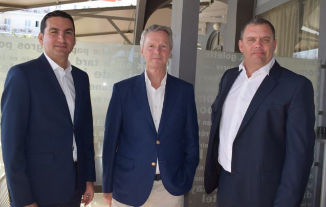 Gabriel Maden, président de Market Distribution, Henri Bédier, président de Société André Bellier et actionnaire majoritaire de Market Distribution, et Didier Demarly, directeur général de Market Distribution