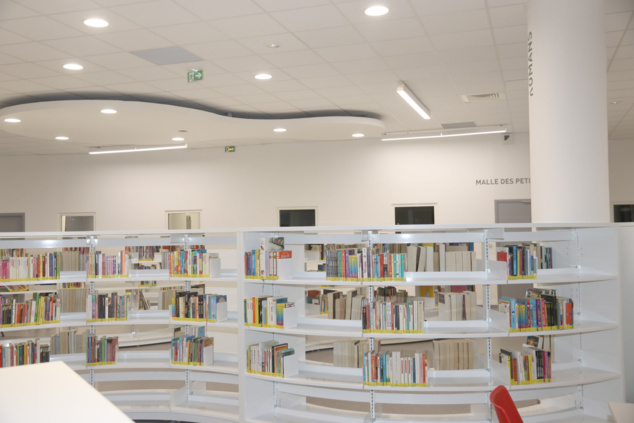 Inauguration à Saint-Denis de la Médiathèque François Mitterrand rénovée 