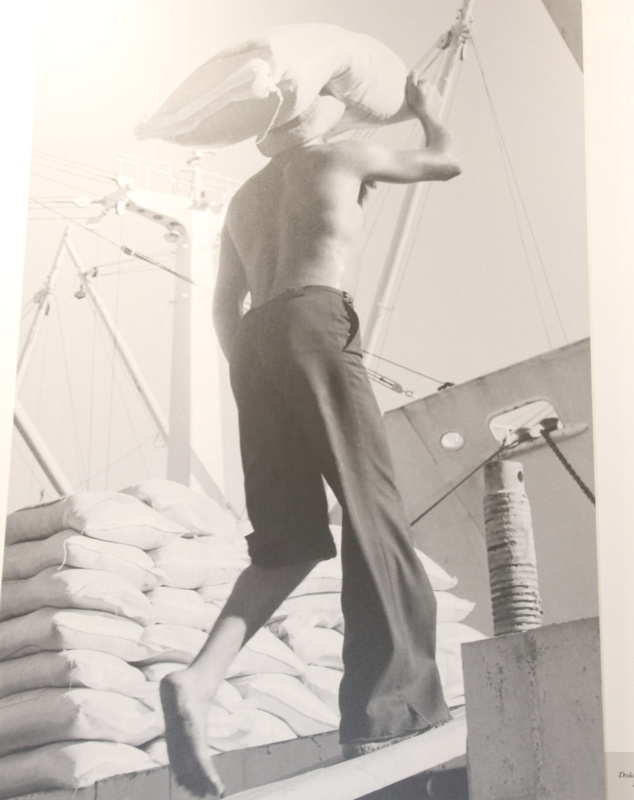 Inauguration à Saint-Denis de la Médiathèque François Mitterrand rénovée Inauguration à Saint-Denis de la Médiathèque François Mitterrand rénovée