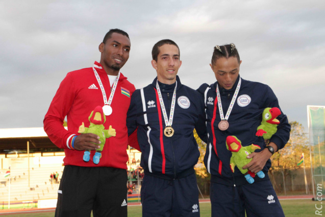 La première médaille d'or Réunionnaise en athlétisme est obtenu par Jérémy Hubert à la perche