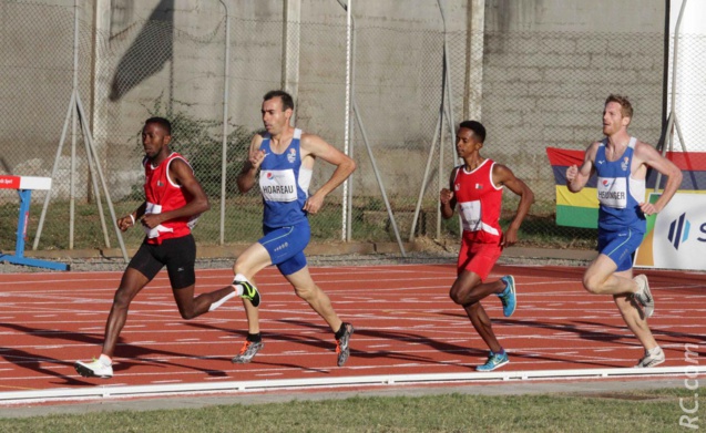Vincent Hoareau et Yvain Heidinger ont bataillé ferme sur le 800 m Vincent Hoareau et Yvain Heidinger ont bataillé ferme sur le 800 m