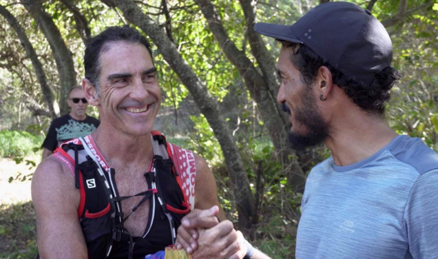 Ile Maurice - Le défi de Yan de Maroussem: 15 fois l'aller-retour du Morne Brabant Ile Maurice - Le défi de Yan de Maroussem: 15 fois l'aller-retour du Morne Brabant