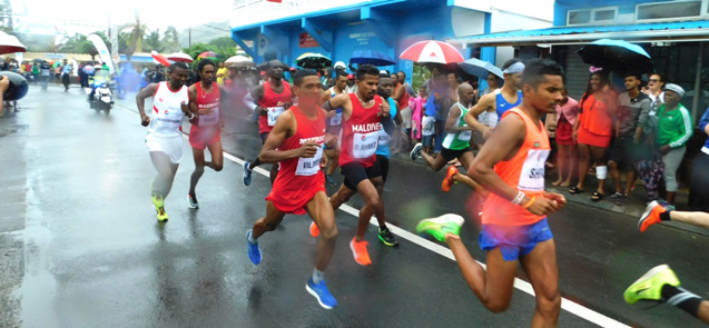 Départ de la course des hommes