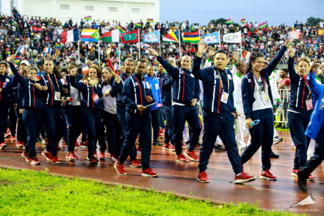 Ici on reconnaît quelques-uns de nos basketteurs peï Ici on reconnaît quelques-uns de nos basketteurs peï