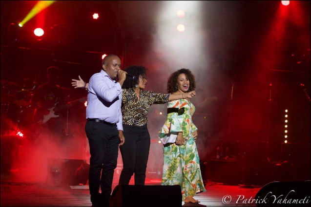 La Flamme Kréol 2019 au Téat de Saint-Gilles: photos et une vidéo du vendredi La Flamme Kréol 2019 au Téat de Saint-Gilles: photos et une vidéo du vendredi