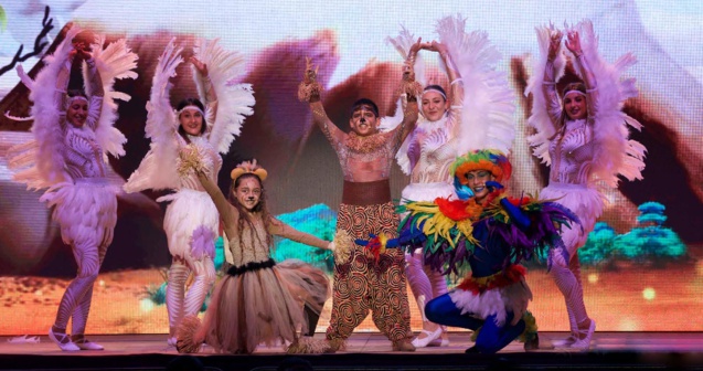 Spectacle du Roi Lion au Petit Stade de l'Est