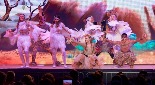 Spectacle du Roi Lion au Petit Stade de l'Est