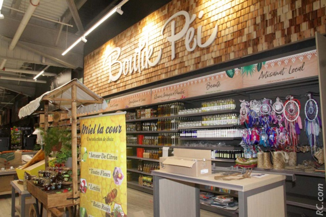 Grande distribution: le nouveau centre commercial E. Leclerc-Les Terrass à Saint-Joseph