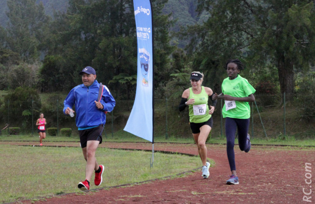 Marlène Chane See Chu, 1ère Master 3, et Yamane Abderamane, 1ère bénjamine Marlène Chane See Chu, 1ère Master 3, et Yamane Abderamane, 1ère bénjamine