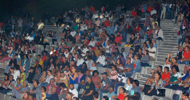 "Nout Seggae Maloggae" au Téat Plein Air de Saint-Gilles: les photos "Nout Seggae Maloggae" au Téat Plein Air de Saint-Gilles: les photos
