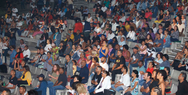 "Nout Seggae Maloggae" au Téat Plein Air de Saint-Gilles: les photos "Nout Seggae Maloggae" au Téat Plein Air de Saint-Gilles: les photos