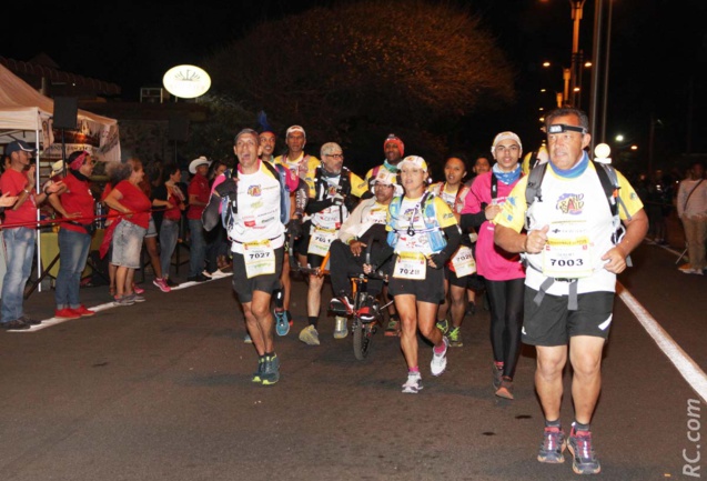 Magnifique ambiance sur le Boulevard Hubert Delisle Magnifique ambiance sur le Boulevard Hubert Delisle