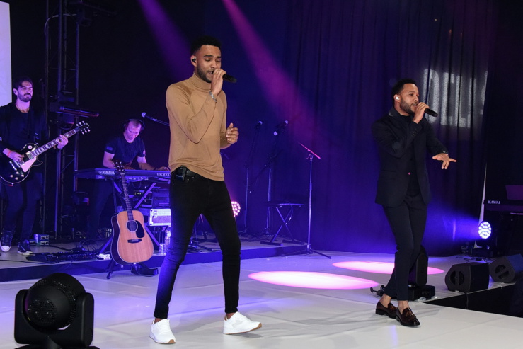 Salon du Chocolat 2019: Vaimalama Chaves, Miss France, a défilé... Salon du Chocolat 2019: Vaimalama Chaves, Miss France, a défilé...