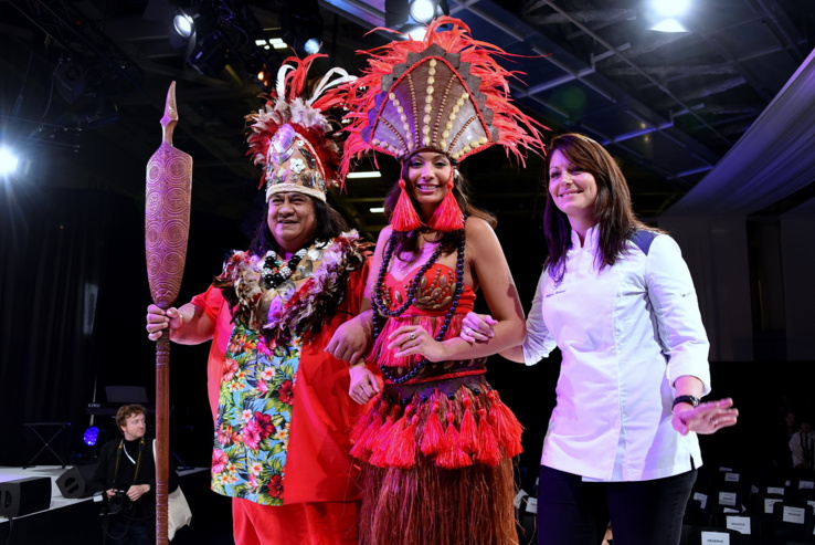 Salon du Chocolat 2019: Vaimalama Chaves, Miss France, a défilé... Salon du Chocolat 2019: Vaimalama Chaves, Miss France, a défilé...