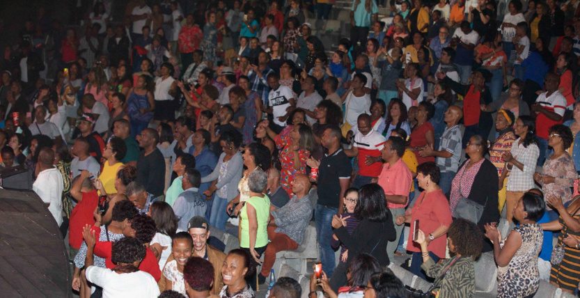 Concert Flamme mauricienne au Teat Plein Air: les photos Concert Flamme mauricienne au Teat Plein Air: les photos