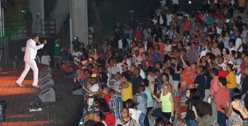 Concert Flamme mauricienne au Teat Plein Air: les photos Concert Flamme mauricienne au Teat Plein Air: les photos