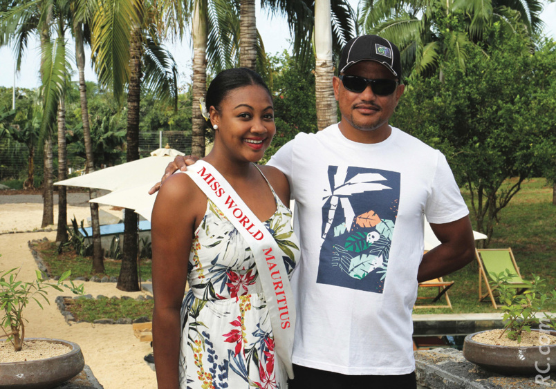 Véronique a servi de guide à Armand encore sous le charme... de la Kaz'Alala... Véronique a servi de guide à Armand encore sous le charme... de la Kaz'Alala...