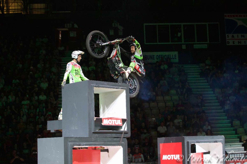 Mondial Indoor Moto X-Trial au Petit Stade de l'Est: spectaculaire!