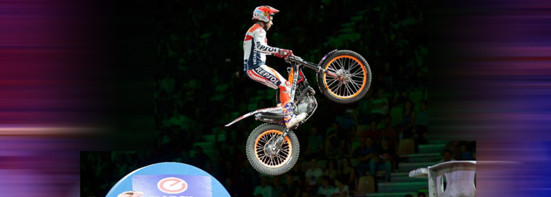 Mondial Indoor Moto X-Trial au Petit Stade de l'Est: spectaculaire!